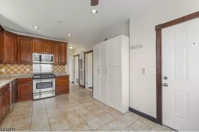 7 Rosedale Ave #2, Millburn, NJ 07041 - Photo 15