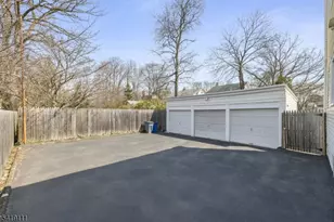 7 Rosedale Ave, Millburn, NJ 07041 - Photo 17