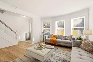 207 Brighton Ave, East Orange, NJ 07017 - Photo 5