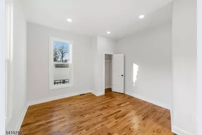 1044 Woodland Ave, Union Township, NJ 07083 - Photo 17