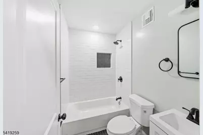 1044 Woodland Ave, Union Township, NJ 07083 - Photo 7