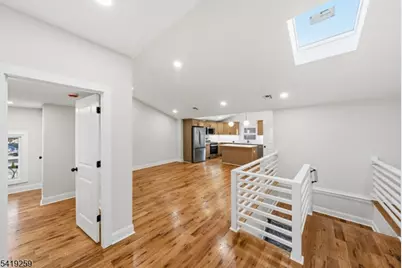 1044 Woodland Ave, Union Township, NJ 07083 - Photo 11