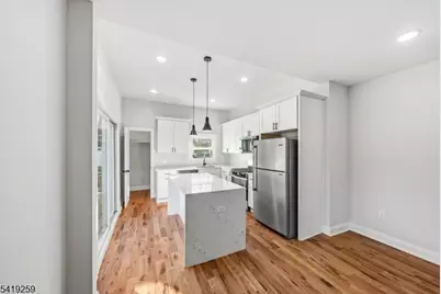 1044 Woodland Ave, Union Township, NJ 07083 - Photo 3