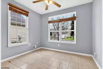 19 Witherspoon Way, Franklin Township, NJ 08873 - Photo 7