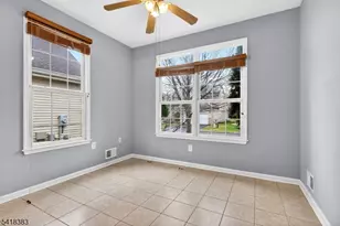 19 Witherspoon Way, Franklin Township, NJ 08873 - Photo 7