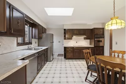 14 Hill Rd, Stanhope, NJ 07874 - Photo 9