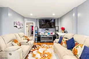 102 N 10th St, Paterson, NJ 07522 - Photo 13