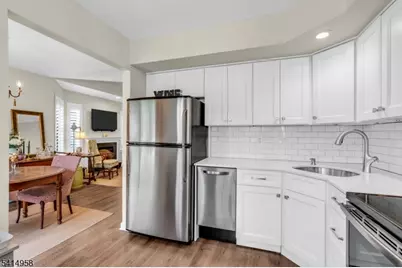 80 Wendover Court, Bedminster Township, NJ 07921 - Photo 11