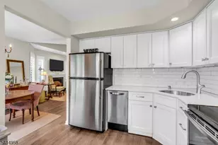 80 Wendover Ct, Bedminster Township, NJ 07921 - Photo 11