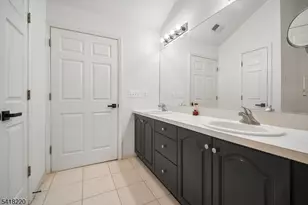 621 Binghampton Ln, Livingston, NJ 07039 - Photo 25