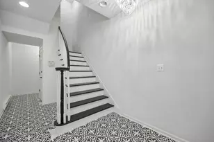 621 Binghampton Ln, Livingston, NJ 07039 - Photo 3