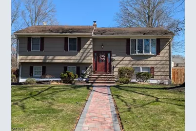 150 Victoria Dr, Clark Township, NJ 07066 - Photo 1