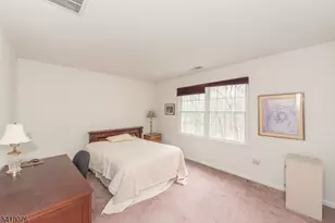 1240 S Beverwyck Rd, Parsippany, NJ 07054 - Photo 19