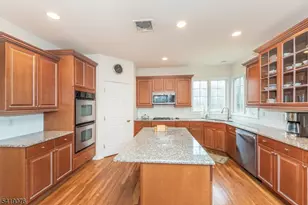 1240 S Beverwyck Rd, Parsippany, NJ 07054 - Photo 5