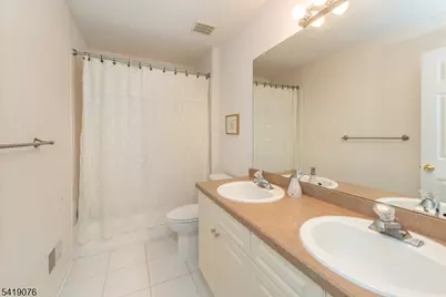 1240 S Beverwyck Rd, Parsippany, NJ 07054 - Photo 21