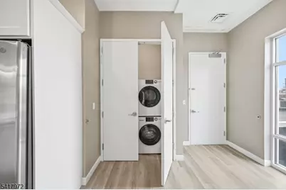 271 Millburn Ave #2D, Millburn, NJ 07041 - Photo 11