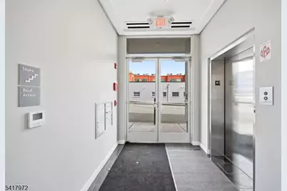 271 Millburn Ave #2D, Millburn, NJ 07041 - Photo 3