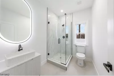 302 West Ln, Clark Township, NJ 07066 - Photo 11