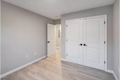 54 Holland St, Newark, NJ 07103 - Photo 15