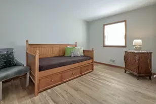 96 Lions Head Dr, Wayne, NJ 07470 - Photo 13