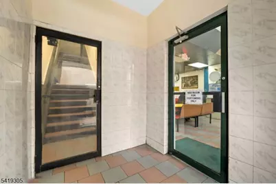 48 Commerce St, Newark, NJ 07102 - Photo 13