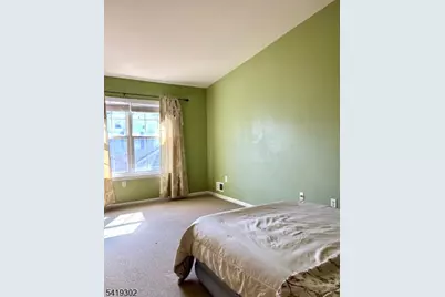 39 Rozalyn Ln, Old Bridge Township, NJ 08879 - Photo 11