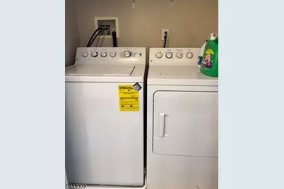 39 Rozalyn Ln, Old Bridge Township, NJ 08879 - Photo 11