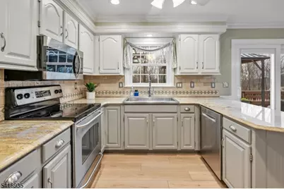 22 Kevin Dr, Mount Olive, NJ 07836 - Photo 19