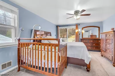 154 Watchung Dr, Hawthorne, NJ 07506 - Photo 25