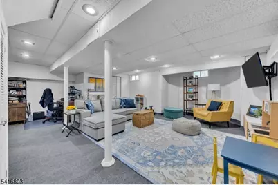 8 Governor Rd, Readington Twp., NJ 08822 - Photo 35