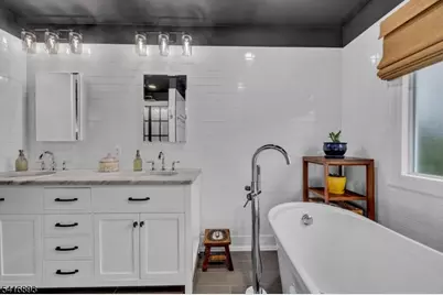 8 Governor Rd, Readington Twp., NJ 08822 - Photo 27