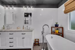 8 Governor Rd, Readington Twp., NJ 08822 - Photo 27