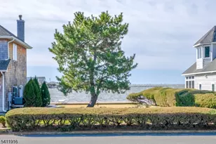 363 Roberts Ave, Berkeley Township, NJ 08752 - Photo 7