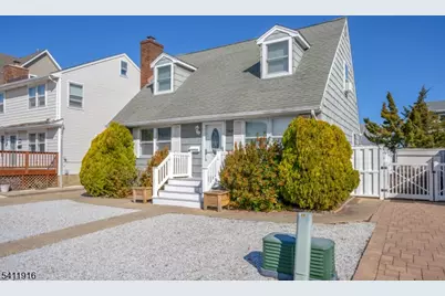 363 Roberts Ave, Berkeley Township, NJ 08752 - Photo 1