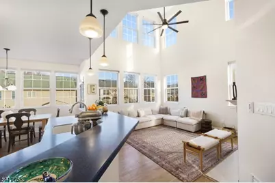 22 Kershaw Ct, Bridgewater, NJ 08807 - Photo 9