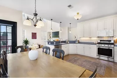 22 Kershaw Ct, Bridgewater, NJ 08807 - Photo 15