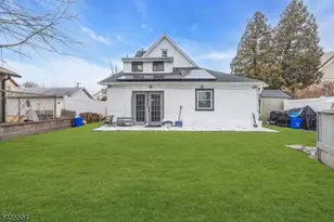 241 Orange St, Dunellen, NJ 08812 - Photo 3