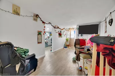 241 Orange St, Dunellen, NJ 08812 - Photo 25