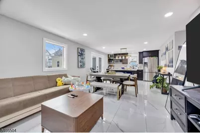 241 Orange St, Dunellen, NJ 08812 - Photo 11