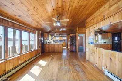 27 Plaza Dr, Hampton Township, NJ 07860 - Photo 13