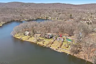 27 Plaza Dr, Hampton Township, NJ 07860 - Photo 21