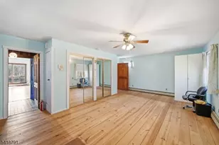 27 Plaza Dr, Hampton Township, NJ 07860 - Photo 17