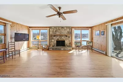 27 Plaza Dr, Hampton Township, NJ 07860 - Photo 29