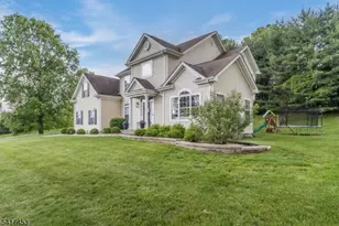 6 Columbine Ct, Raritan Township, NJ 08822 - Photo 33