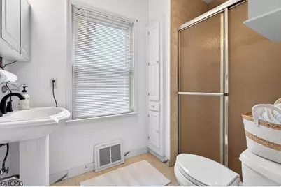 337 Boulevard, Pequannock Township, NJ 07444 - Photo 11