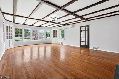 337 Boulevard, Pequannock Township, NJ 07444 - Photo 5