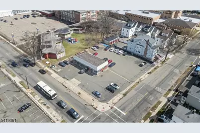 382 S Clinton St, East Orange, NJ 07018 - Photo 13