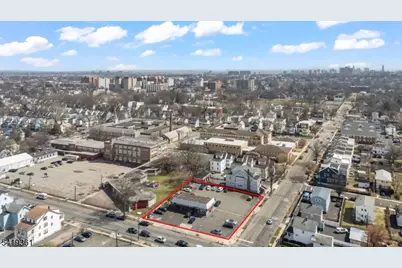 382 S Clinton St, East Orange, NJ 07018 - Photo 5