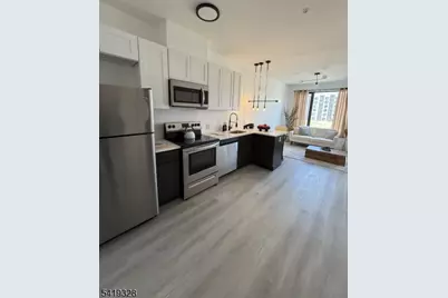 925 E Jersey St #236, Elizabeth, NJ 07201 - Photo 5