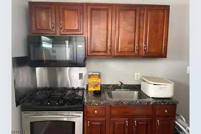 571 Bloomfield Ave, Montclair, NJ 07042 - Photo 15